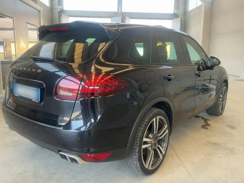 Porsche Cayenne Diesel Platinum Edition 2014 – снимка 6