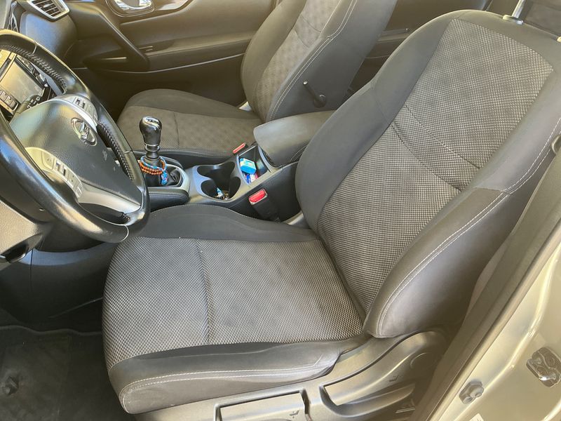 Nissan Qashqai 1.5 Turbodiesel Visia 2015 – снимка 25