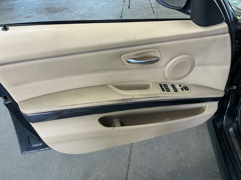 BMW 3er 325i 2009 – снимка 45