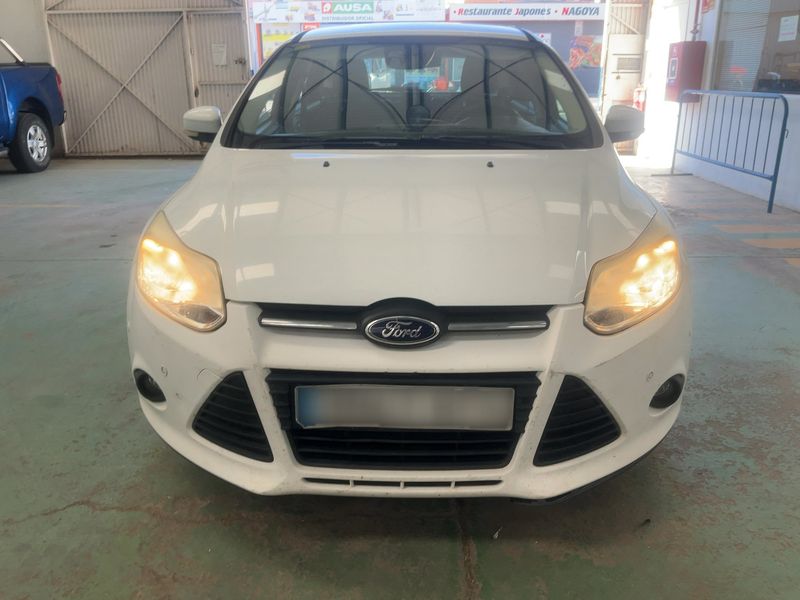 Ford Focus 1.0 EcoBoost Edition 2013 – снимка 14