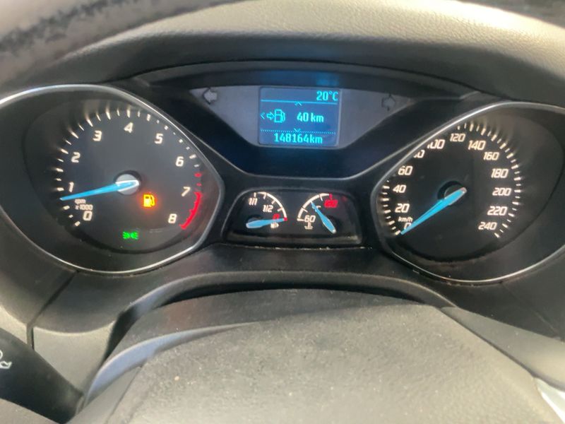 Ford Focus 1.0 EcoBoost Edition 2013 – снимка 18