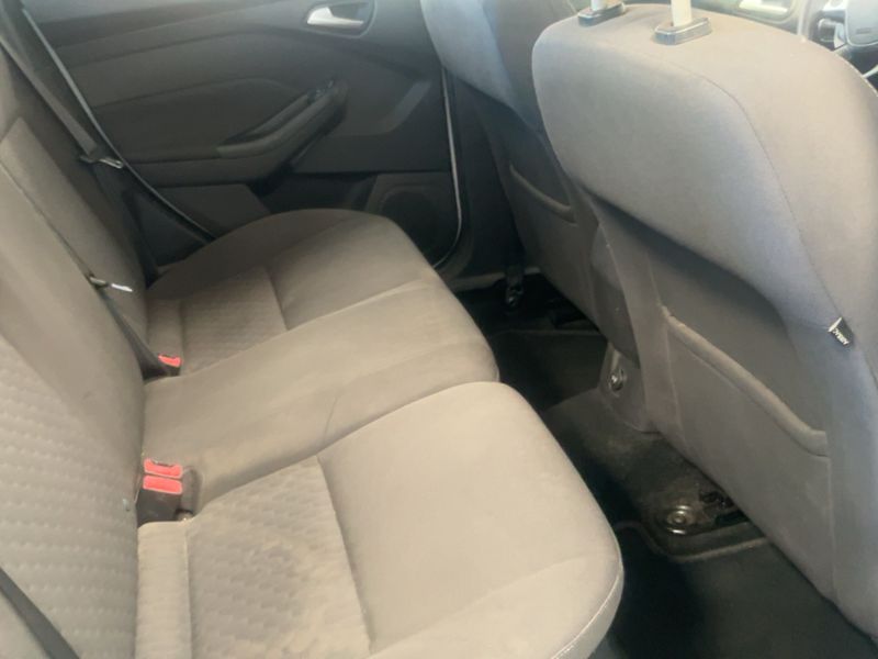 Ford Focus 1.0 EcoBoost Edition 2013 – снимка 19