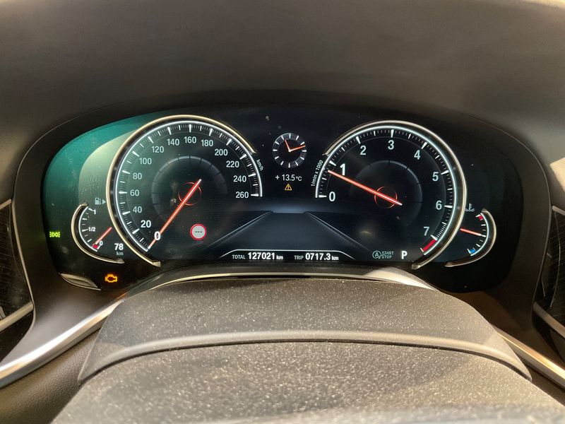 BMW 7er 750i L xDrive 2016 – снимка 18