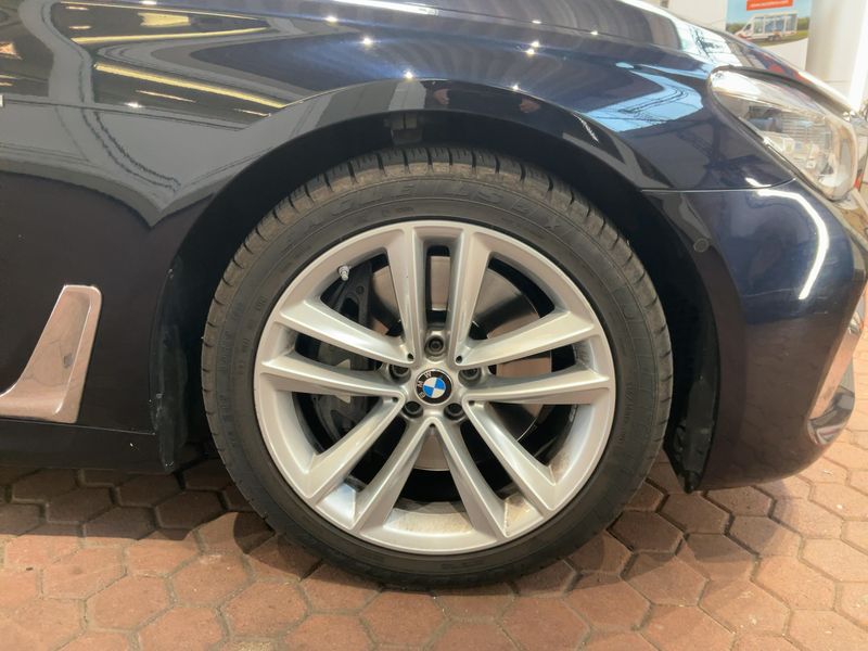 BMW 7er 750i L xDrive 2016 – снимка 11