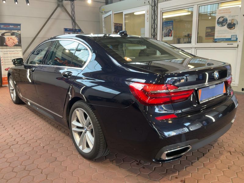 BMW 7er 750i L xDrive 2016 – снимка 6