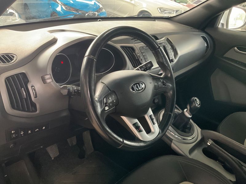 Kia Sportage 2.0 CRDi Revelation 4WD 2015 – снимка 27