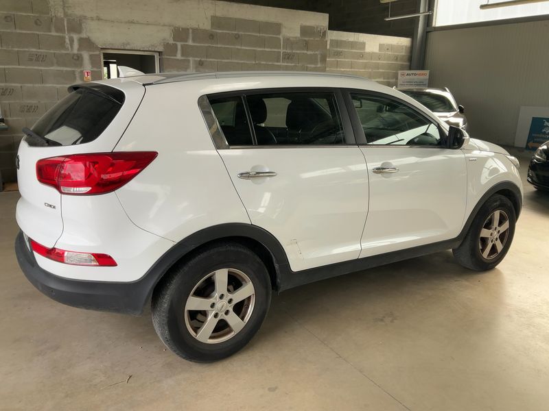 Kia Sportage 2.0 CRDi Revelation 4WD 2015 – снимка 8