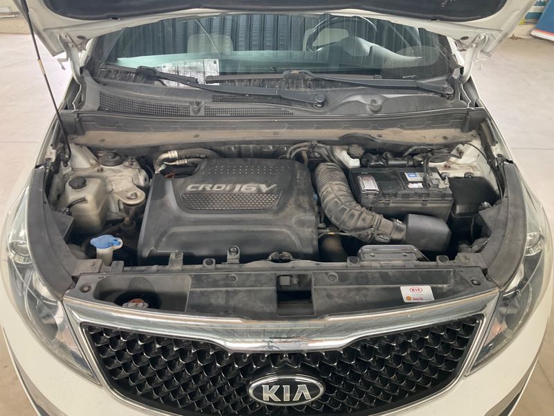 Kia Sportage 2.0 CRDi Revelation 4WD 2015 – снимка 36