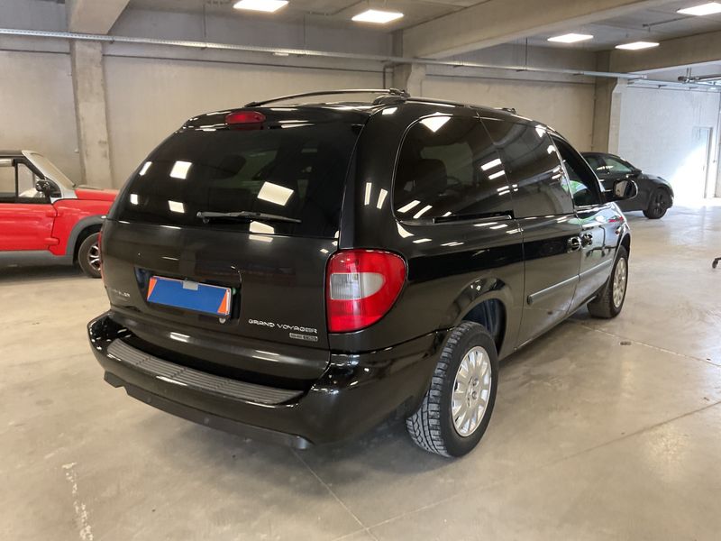 Chrysler Grand Voyager 2.8 CRD SE 2007 – снимка 2