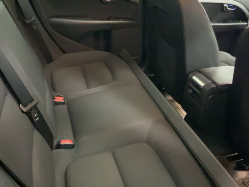Volvo XC70 2.0 D4 Business 2WD 2015 – снимка 20