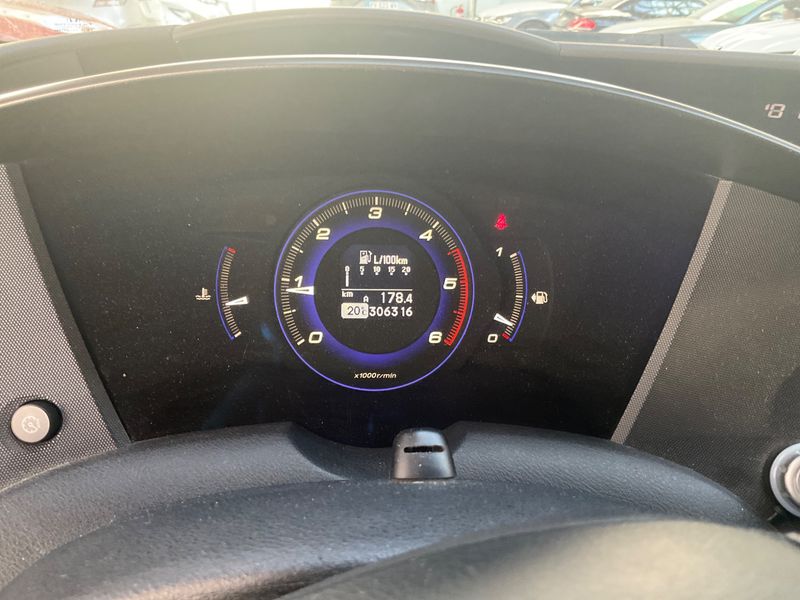 Honda Civic 2.2 CTDI Virtuose 2010 – снимка 4