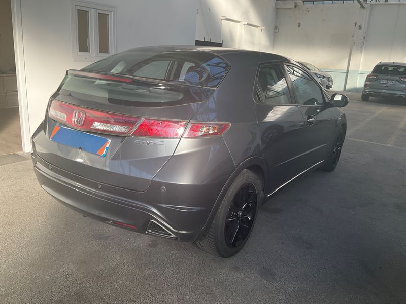 Honda Civic 2.2 CTDI Virtuose 2010 – снимка 2