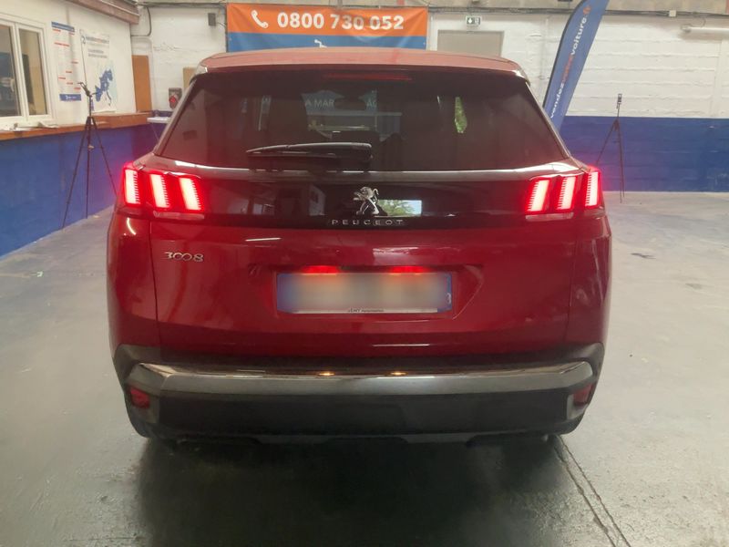 Peugeot 3008 1.2 PureTech Allure 2018 – снимка 7