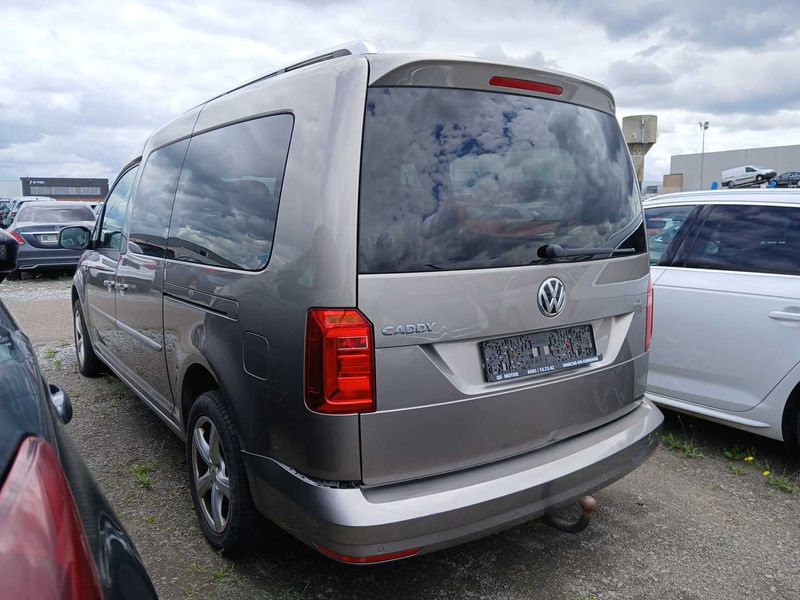Volkswagen Caddy 2.0 TDI Maxi Trendline BlueMotion Tech 2018 – снимка 3