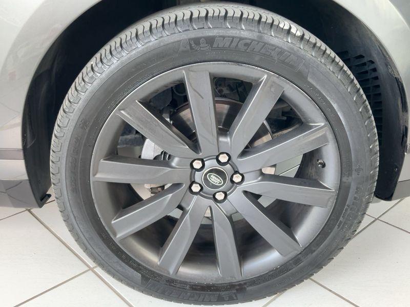 Land Rover Range Rover Velar 2.0 Diesel S R-Dynamic 2019 – снимка 11