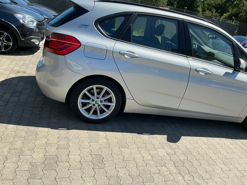 BMW 2er 225xe Active Tourer 2019 – снимка 8