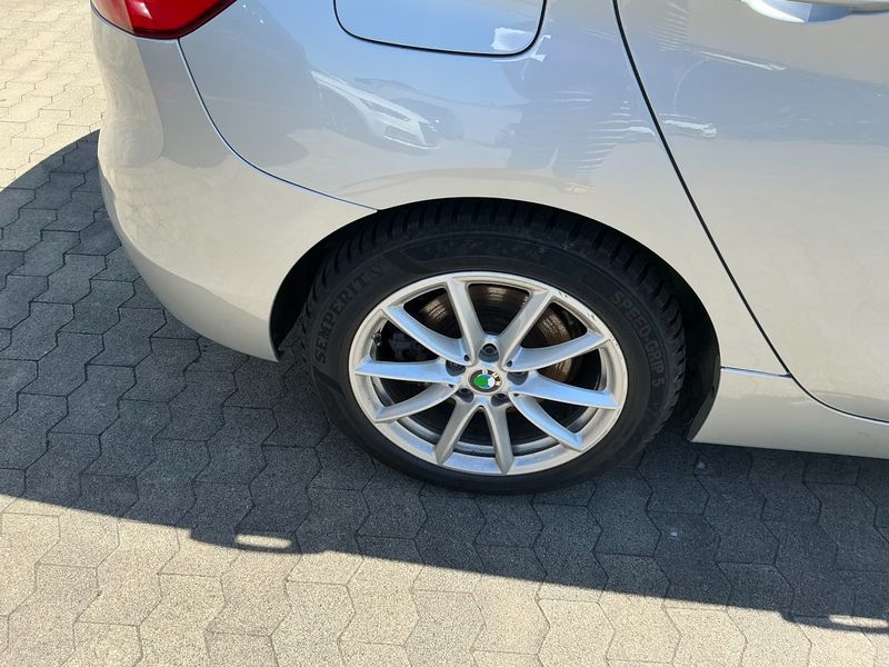 BMW 2er 225xe Active Tourer 2019 – снимка 9