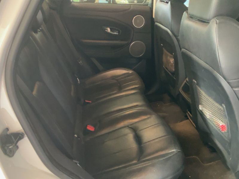 Land Rover Evoque 2.0 Td4 SE 2016 – снимка 19