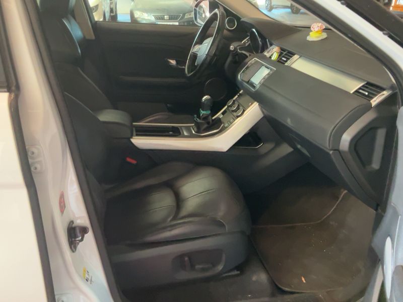 Land Rover Evoque 2.0 Td4 SE 2016 – снимка 16