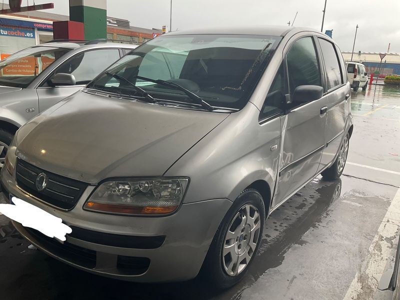 Fiat Idea 1.4 Dynamic Plus 2005 – снимка 1