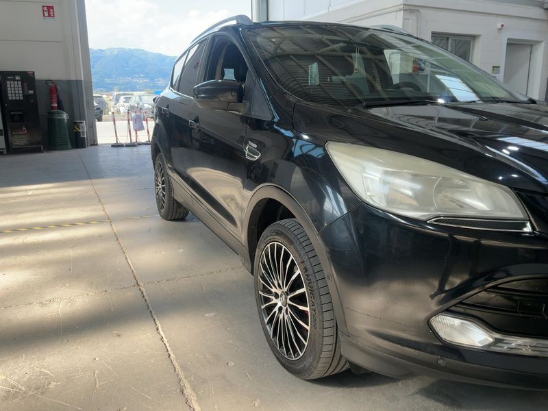 Ford Kuga 2.0 TDCi Titanium 2013 – снимка 12