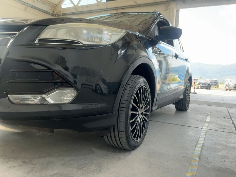 Ford Kuga 2.0 TDCi Titanium 2013 – снимка 2
