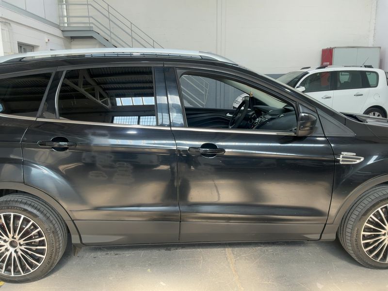 Ford Kuga 2.0 TDCi Titanium 2013 – снимка 10