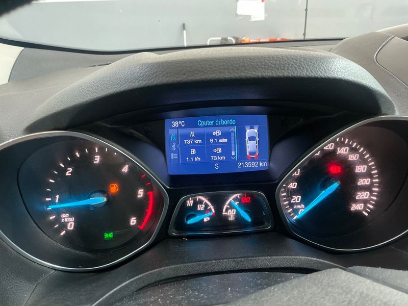 Ford Kuga 2.0 TDCi Titanium 2013 – снимка 18