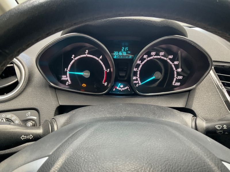 Ford Fiesta 1.5 TDCi Titanium 2017 – снимка 4