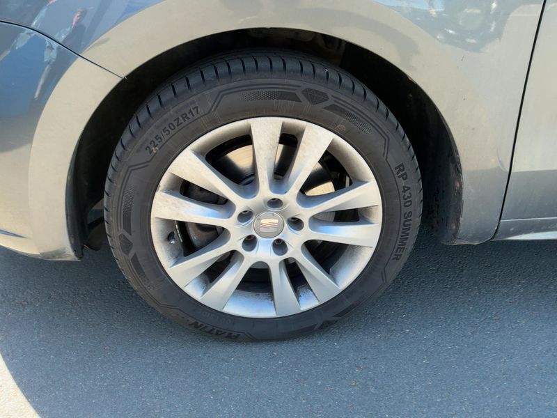 Seat Alhambra 2.0 TDI Style 2012 – снимка 3