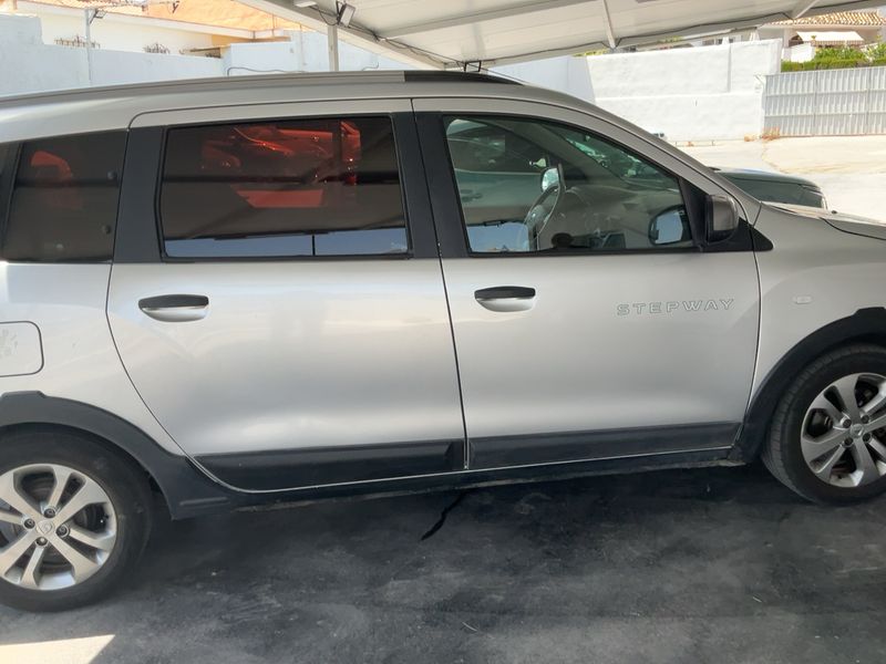 Dacia Lodgy 1.5 dCi Stepway 2015 – снимка 10