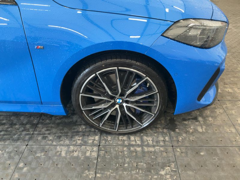 BMW 1er M135i xDrive 2020 – снимка 11
