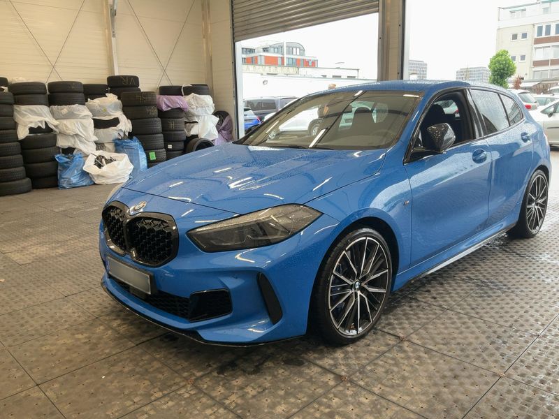 BMW 1er M135i xDrive 2020 – снимка 1