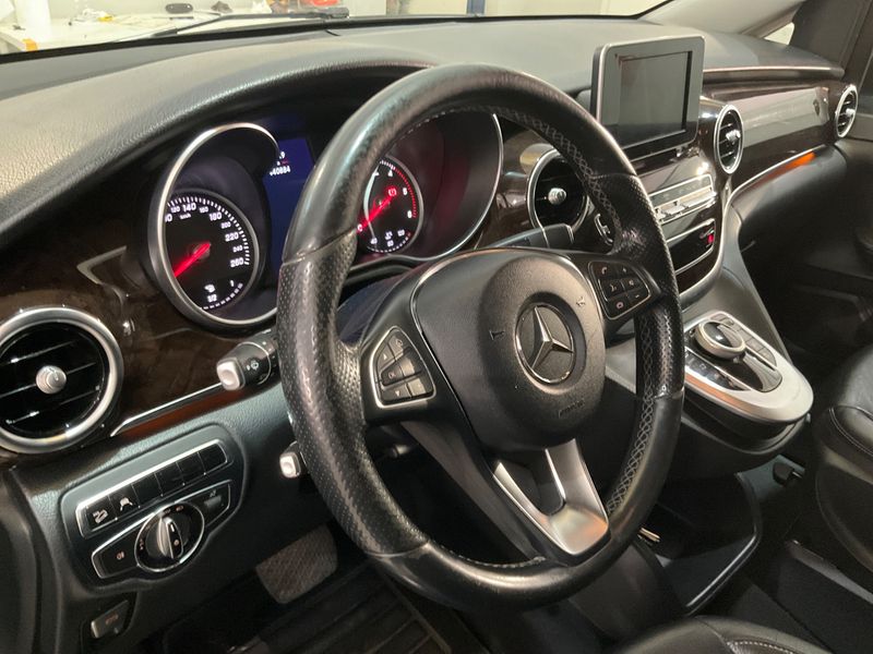 Mercedes-Benz V-Klasse V 250 d extralang 4Matic BlueTEC Avantgarde 2016 – снимка 24