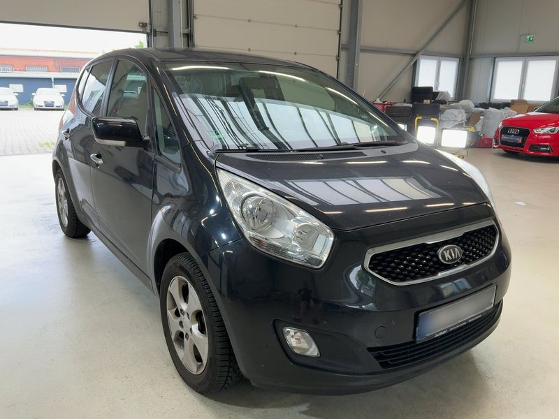 Kia Venga 1.6 FIFA World Cup Edition 2014 – снимка 12