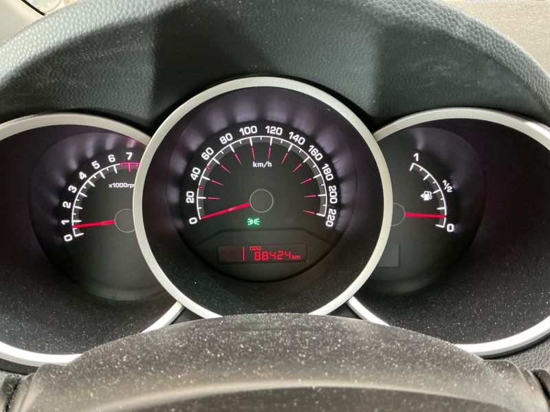 Kia Venga 1.6 FIFA World Cup Edition 2014 – снимка 19