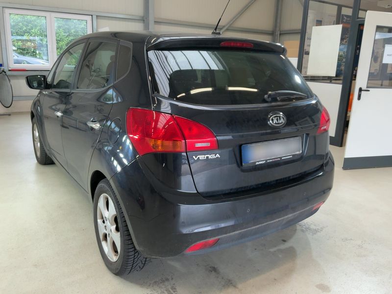 Kia Venga 1.6 FIFA World Cup Edition 2014 – снимка 6