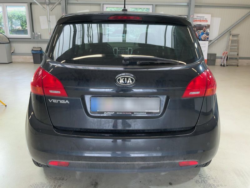 Kia Venga 1.6 FIFA World Cup Edition 2014 – снимка 7