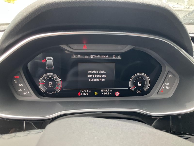 Audi Q3 Sportback 40 TFSI quattro S line 2024 – снимка 18