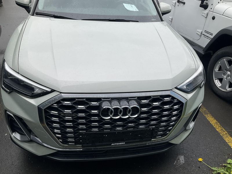 Audi Q3 Sportback 40 TFSI quattro S line 2024 – снимка 12