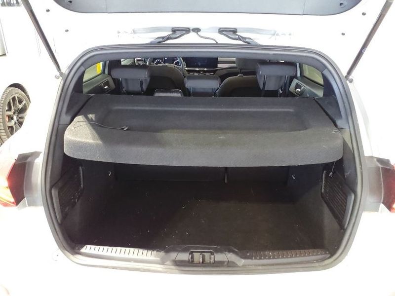 Ford Focus 1.0 EcoBoost Mild-Hybrid ST-Line 2024 – снимка 9