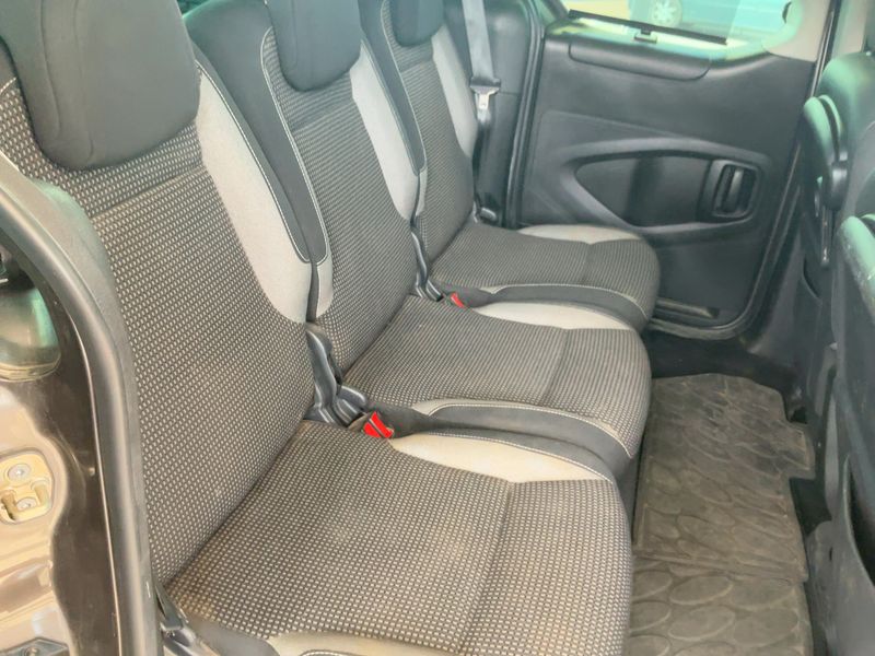 Peugeot Partner 1.6 Blue-HDi Outdoor 2018 – снимка 19