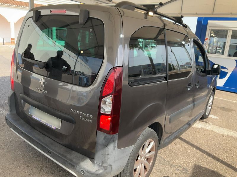 Peugeot Partner 1.6 Blue-HDi Outdoor 2018 – снимка 8