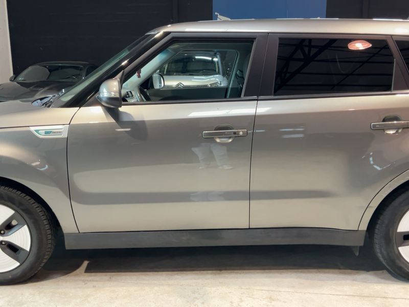 Kia Soul electric drive 81 kW EV 2016 – снимка 4