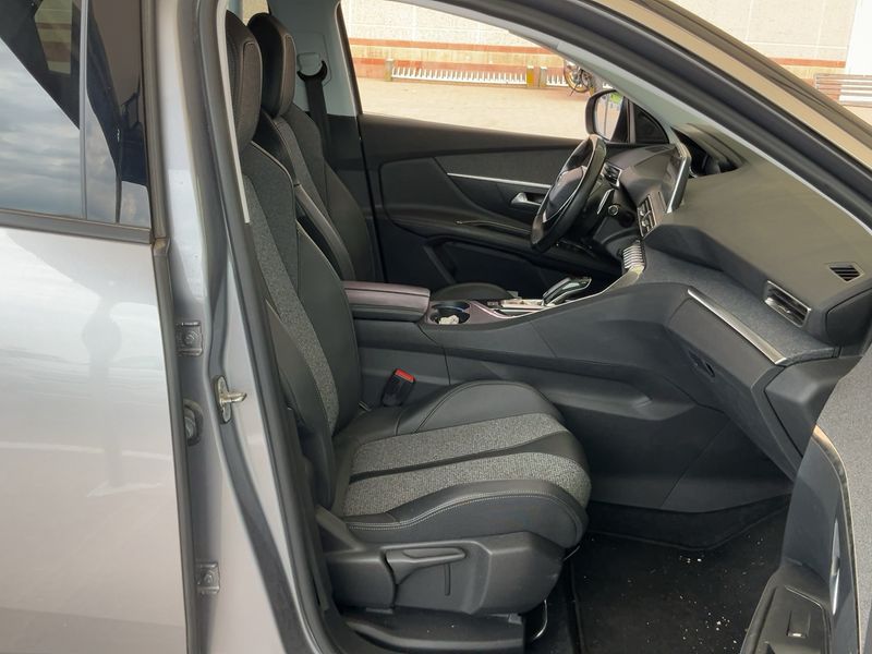 Peugeot 3008 1.5 Blue-HDi Allure 2021 – снимка 16