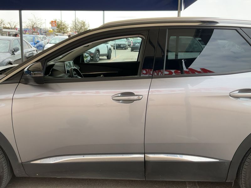 Peugeot 3008 1.5 Blue-HDi Allure 2021 – снимка 4