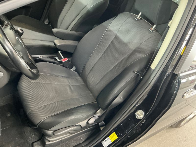 Mazda 5 1.8 Sendo 2014 – снимка 26