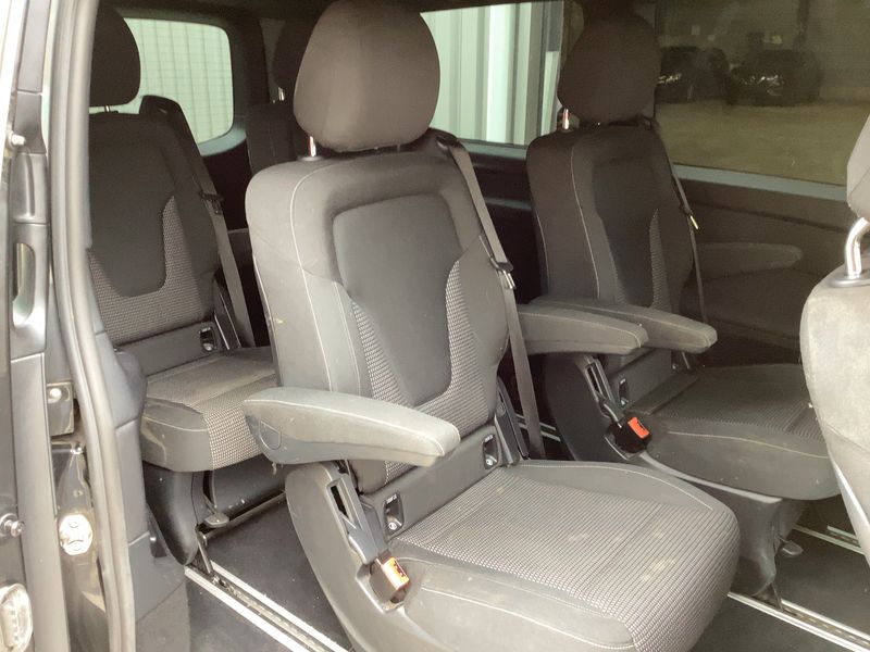 Mercedes-Benz V-Klasse V 300 d 4MATIC EDITION lang 2019 – снимка 19