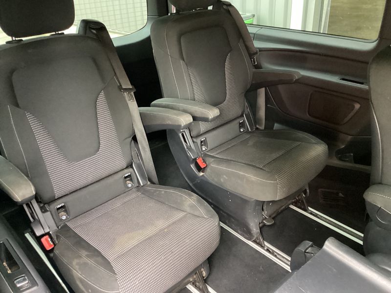 Mercedes-Benz V-Klasse V 300 d 4MATIC EDITION lang 2019 – снимка 36