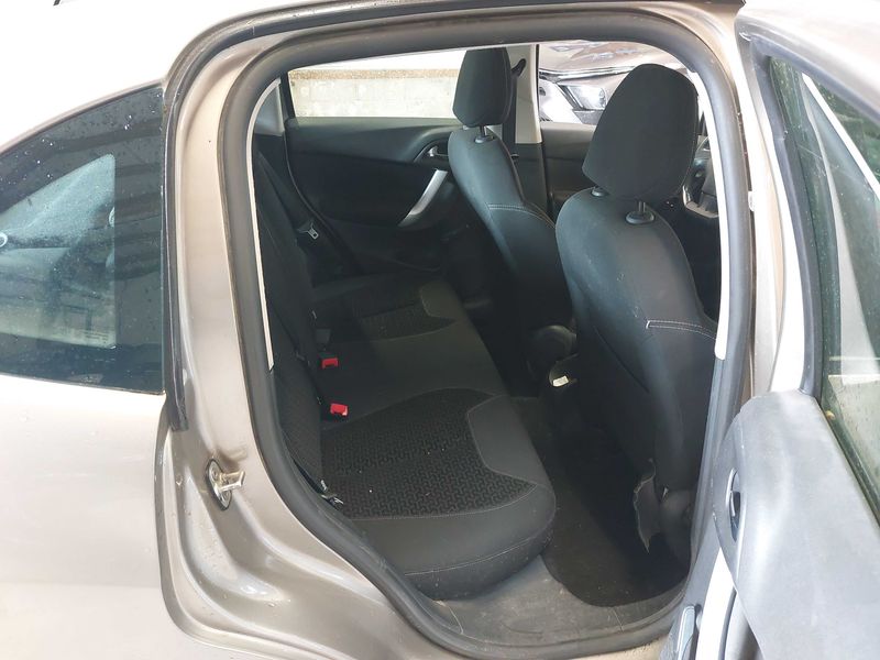 Citroen C3 1.4 Attraction 2010 – снимка 13
